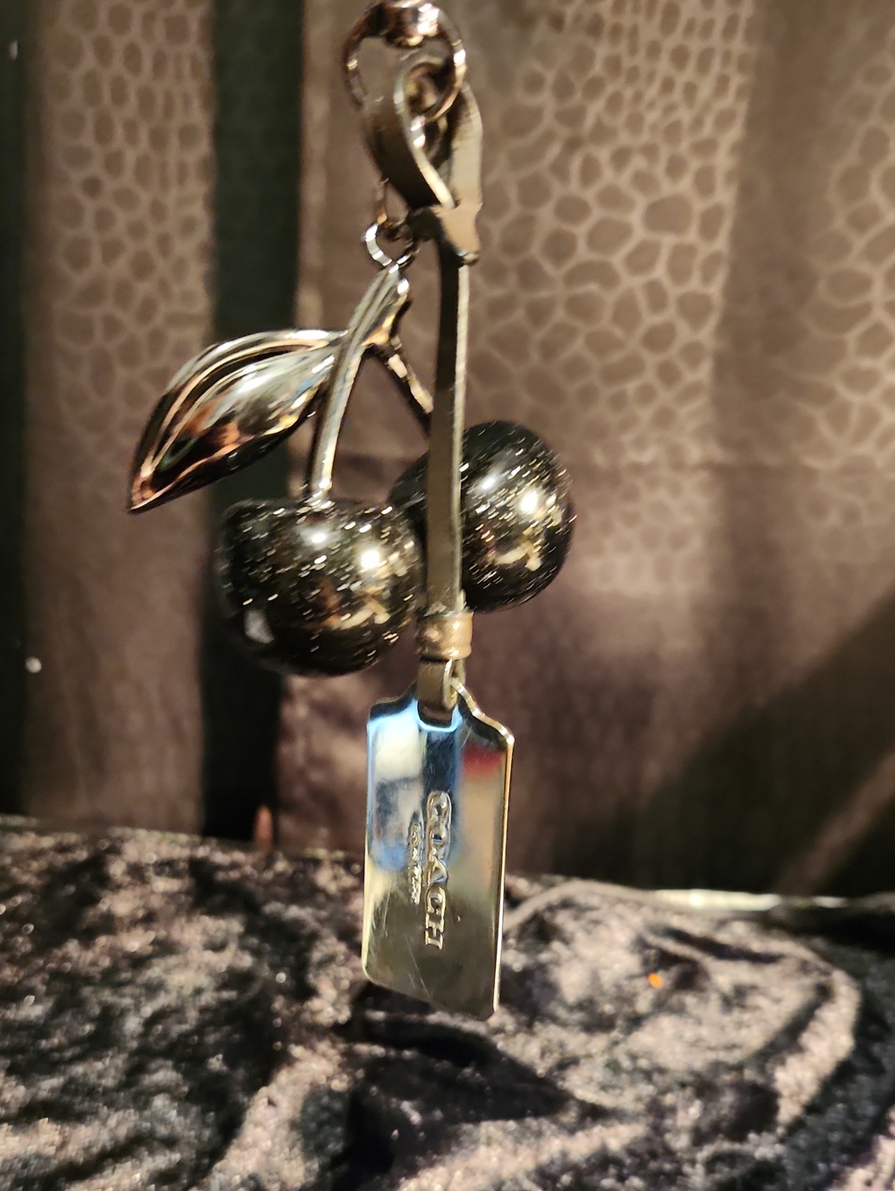 Coach Metal Hang Tag With Black Glitter Cherry Key Charm - Picture 4 of 4